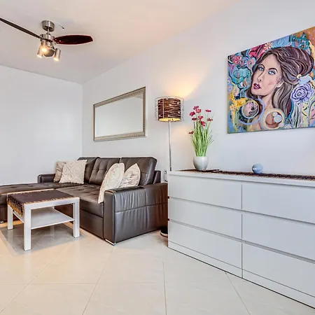 Apartamento Rentplanet - Bialowieska Breslavia