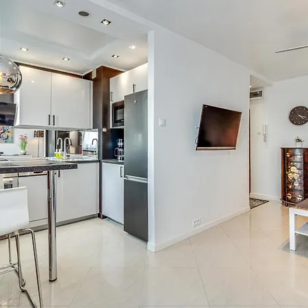 Apartamento Rentplanet - Bialowieska Breslavia