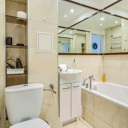 Rentplanet - Bialowieska Apartamento Breslavia